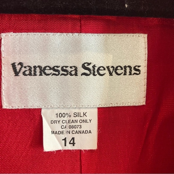 VANESSA STEVENS Sz 14 100% Silk  Lined Shoulder Pads Pockets Slit Blazer Jacket - Picture 2 of 7